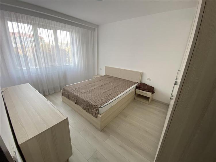 Apartament cu 2 camere decomandat, mobilat în Brăilei