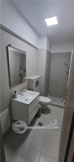 Apartament cu 3 camere decomandat în Bucium