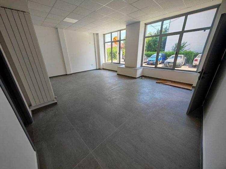 Spațiu comercial, de 110 mp, în Central
