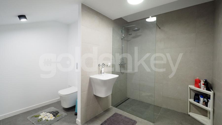 Duplex cu 5 camere cu Canalizare în Pipera