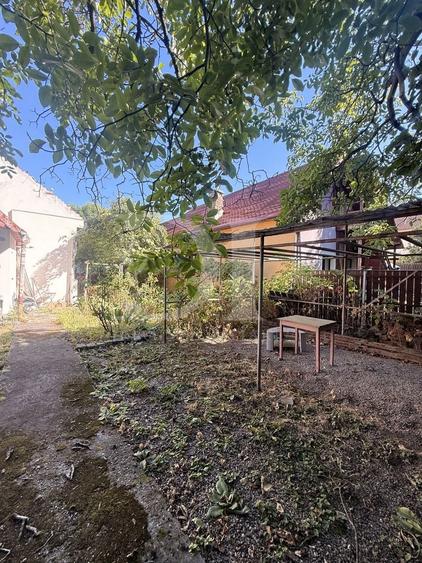 Casă individuală cu 3 camere cu Canalizare în Gheorgheni