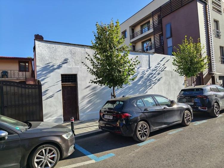 Casă individuală cu 5 camere cu Teren 208 Mp în Ștefan cel Mare