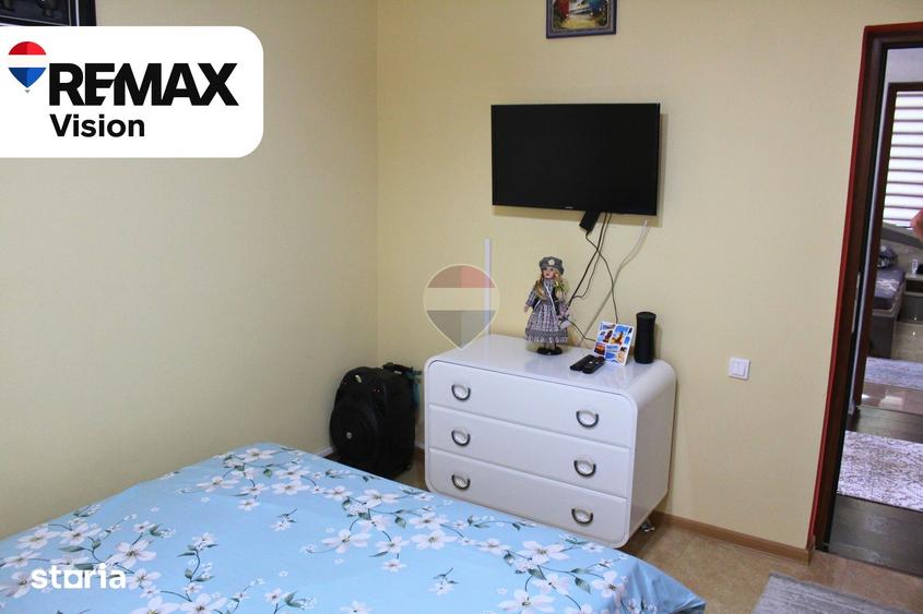 Casă cu 8 camere cu Piscina în Castranova
