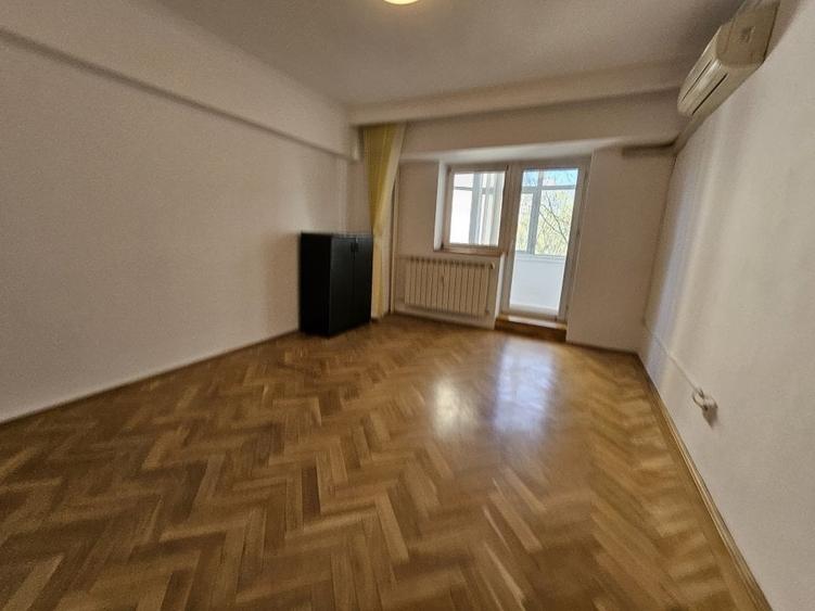 Apartament cu 2 camere decomandat în Unirii — fotografia 3