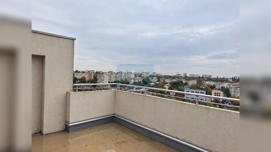 Apartament cu 4 camere în Țiglina 1