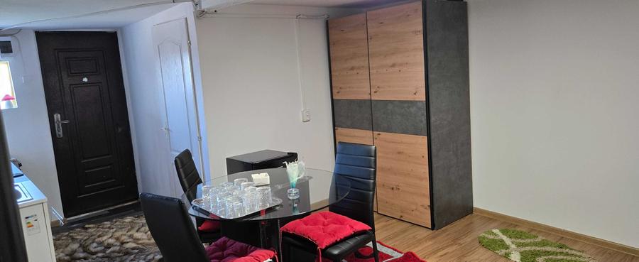 Casă cu Teren 750 Mp în Central
