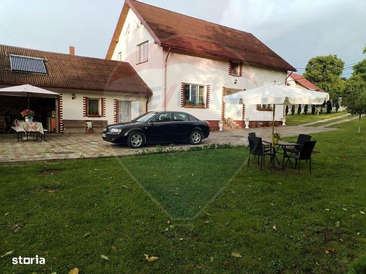 Casă cu 4 camere în Valea Hotarului
