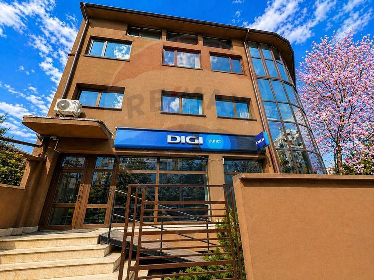 Spațiu comercial, de 1,000 mp, în 13 Septembrie