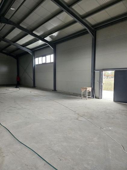 Spațiu industrial, de 565 mp, în Est