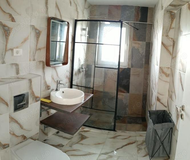 Apartament cu 2 camere semidecomandat în Apărătorii Patriei