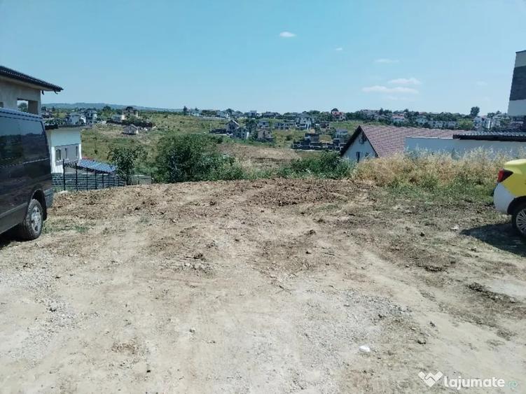 Casă cu 7 camere în Radovanu