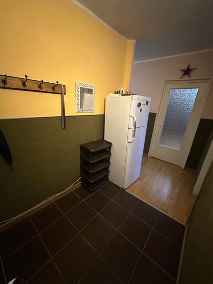 Apartament cu 2 camere decomandat în Exterior Vest