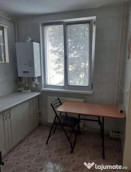 Apartament cu 2 camere decomandat în Ultracentral