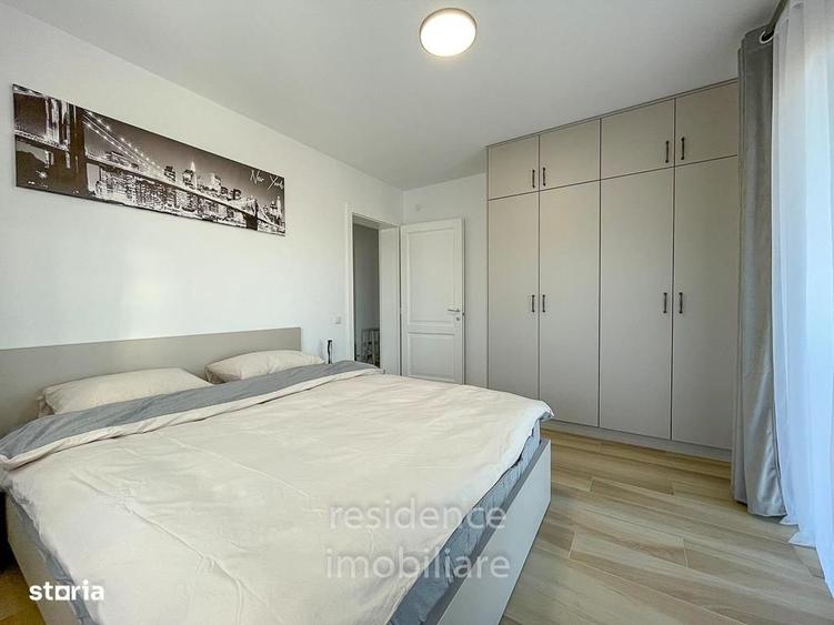 Apartament cu 4 camere semidecomandat în Borhanci
