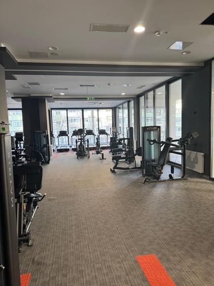 Spațiu comercial, de 650 mp, în Gara de Est