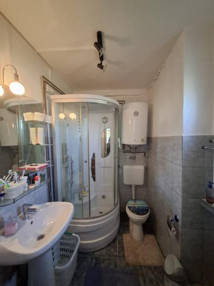 Casă individuală cu 2 camere cu Teren 200 Mp în Călacea