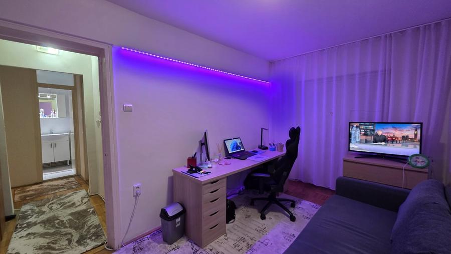 Apartament cu 3 camere decomandat, mobilat în Girocului