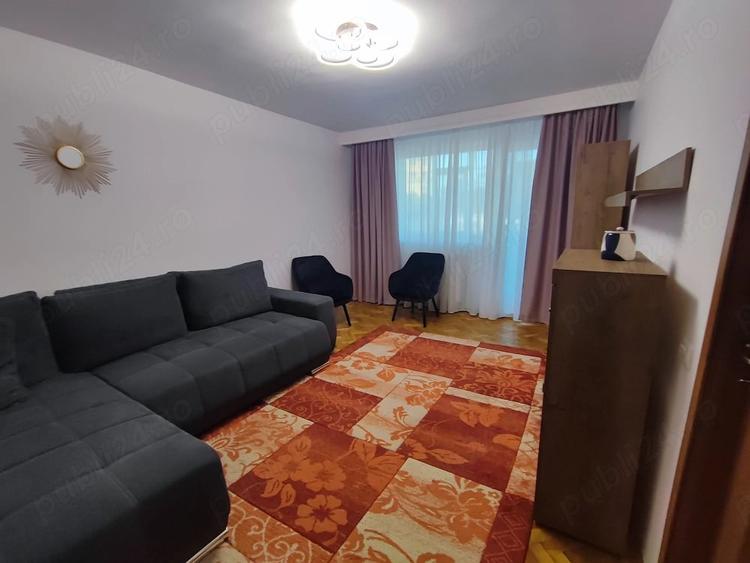 Apartament cu 3 camere decomandat în Tomis Nord