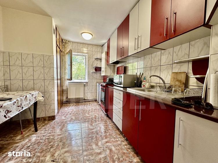 Apartament cu 4 camere decomandat, mobilat în Zorilor