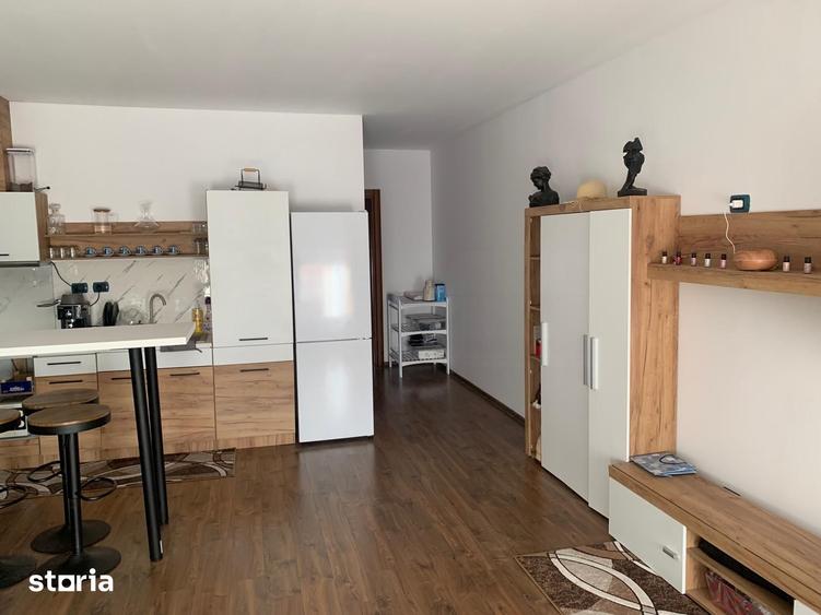 Spațiu comercial, de 150 mp, în Marginea