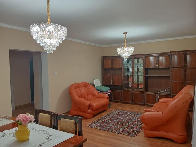 Casă cu 3 camere în Cerneteaz