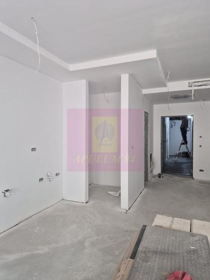 Apartament cu 2 camere decomandat în Pajura