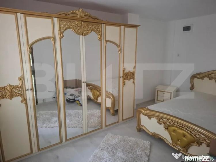 Apartament cu 2 camere semidecomandat în Micro 11
