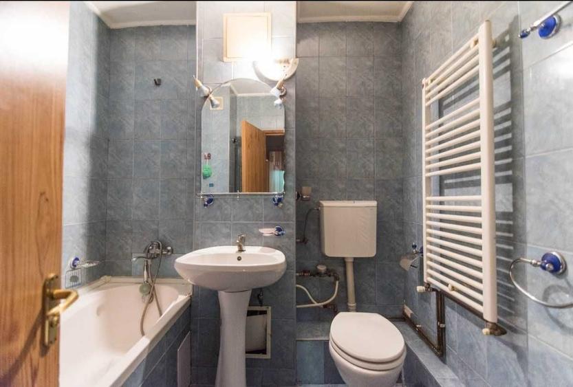 Apartament cu 2 camere decomandat în Trivale