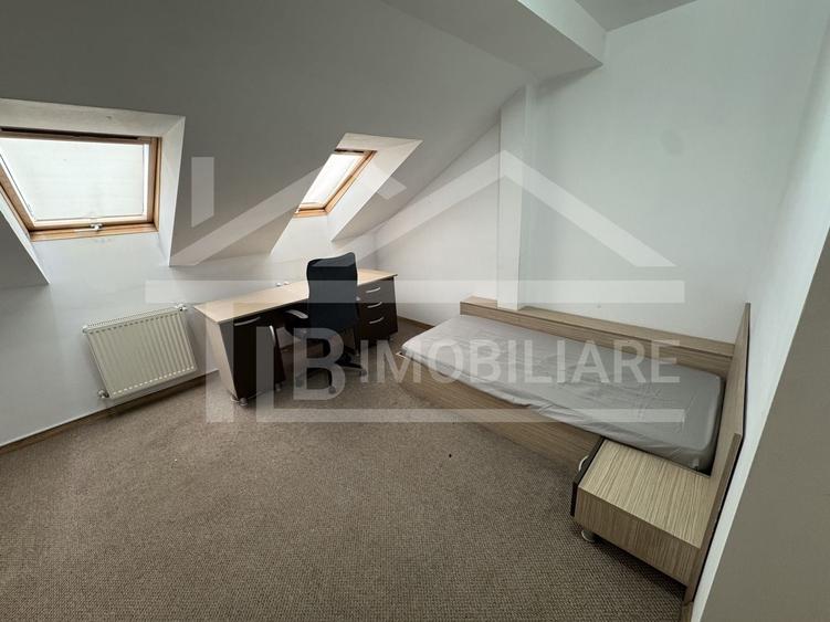 Apartament cu 3 camere decomandat în 7 Noiembrie