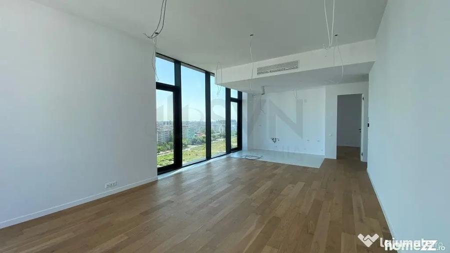 Apartament cu 4 camere semidecomandat în Cotroceni