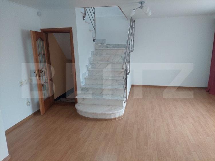 Casă de vânzare, cu 6 camere, 300 mp, spațioasă, în Câmpulung Moldovenesc - 10