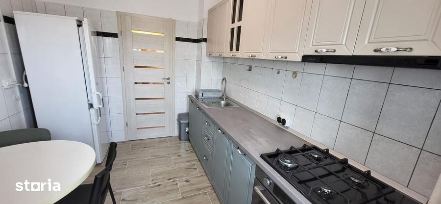 Apartament cu 3 camere decomandat în Militari