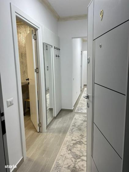 Apartament cu 3 camere decomandat în Alexandru cel Bun