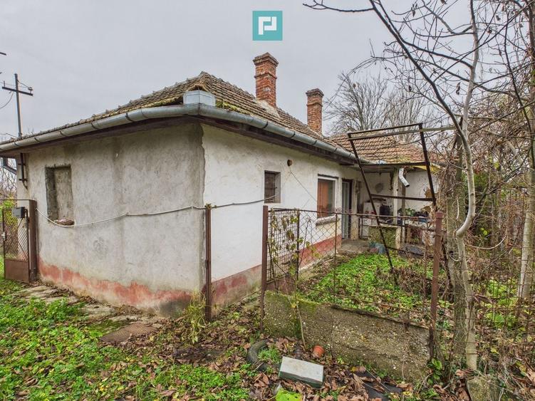 Casă individuală cu 6 camere cu Teren 1234 Mp în Diosig