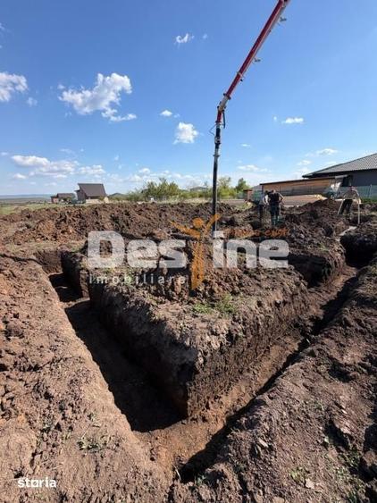 Casă cu 4 camere cu Teren 432 Mp în Miroslava