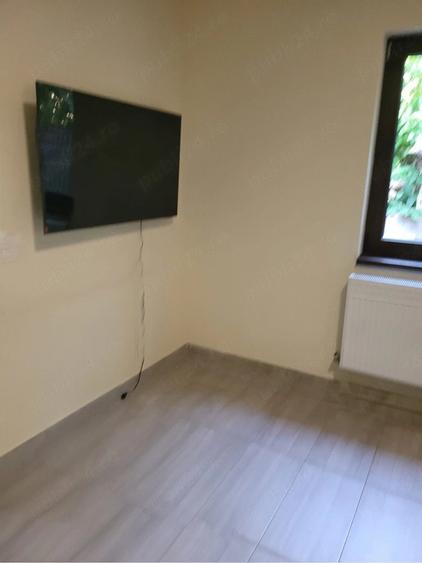 Casă cu 2 camere cu Teren 200 Mp în Fratelia