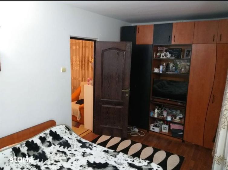 Proprietar 2 camere piata chirila str stejar - comision 0 - 5