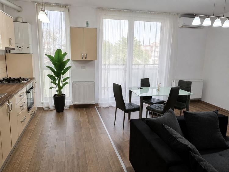Apartament cu 2 camere decomandat în Complex Studențesc
