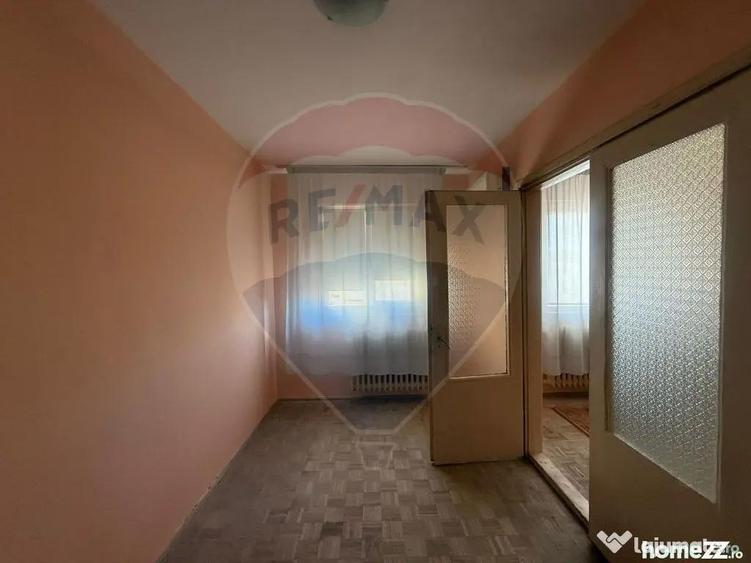 Apartament cu 2 camere semidecomandat în Valea Rosie