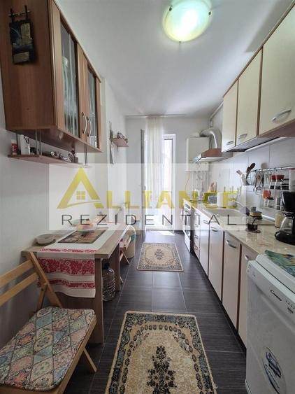 Apartament cu 2 camere decomandat, mobilat în Berceni