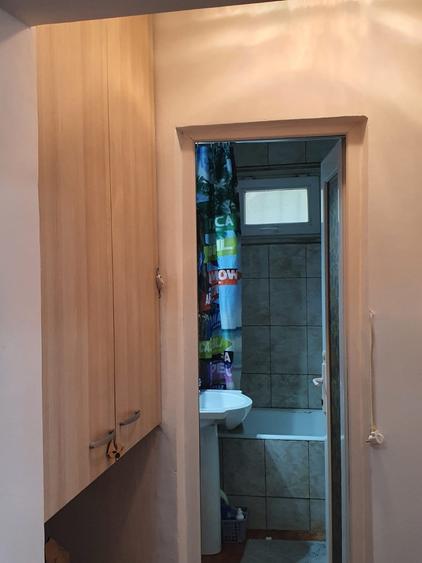 Apartament cu 2 camere decomandat în CET