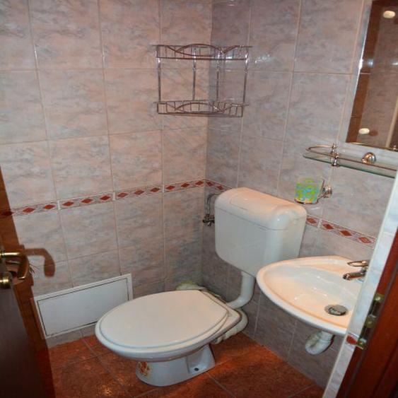 Apartament cu 3 camere decomandat, mobilat în Mărăști
