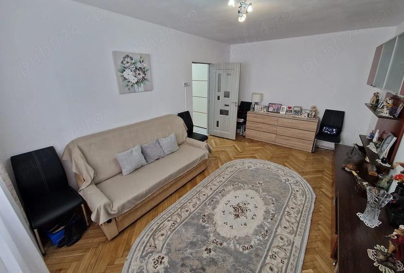 Apartament cu 2 camere decomandat în Central