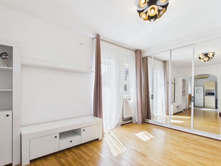 Apartament cu 2 camere decomandat, mobilat în Cotroceni