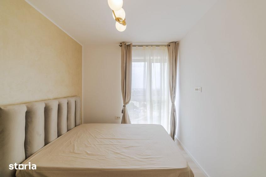 Apartament cu 3 camere semidecomandat, mobilat în Lipovei