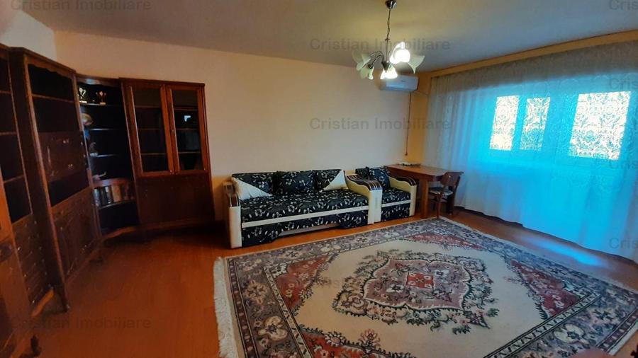 Ultracentral 2 cam Mobilat si Utilat Bloc cu lift Independentei - 1