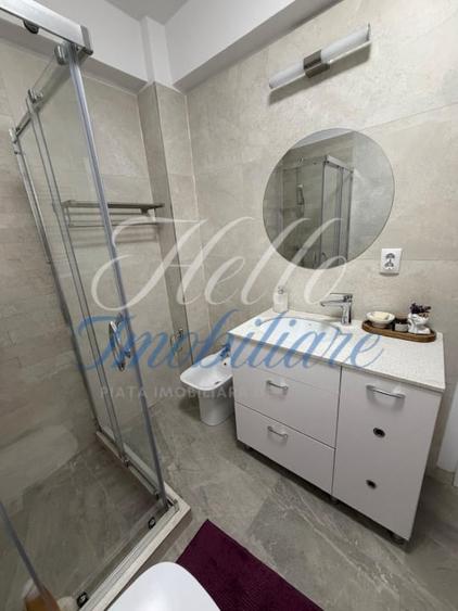 Apartament cu 3 camere decomandat, mobilat în Florești