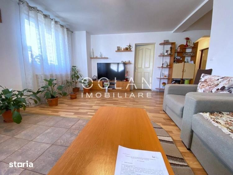 Casă cu 5 camere cu Teren 250 Mp în Șelimbăr
