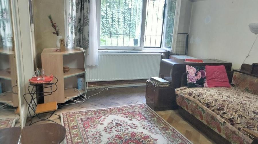 Apartament cu 2 camere nedecomandat în Central