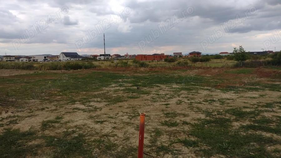 Teren de 800 mp, în Cihei